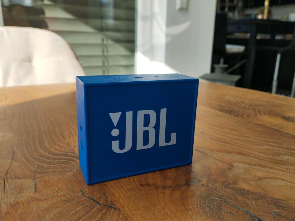 JBL Go blau in Kösching