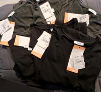 4 nagelneue, ungetragene T-Shirts in Gr. 44/46 in A- Linie Nordrhein-Westfalen - Delbrück Vorschau