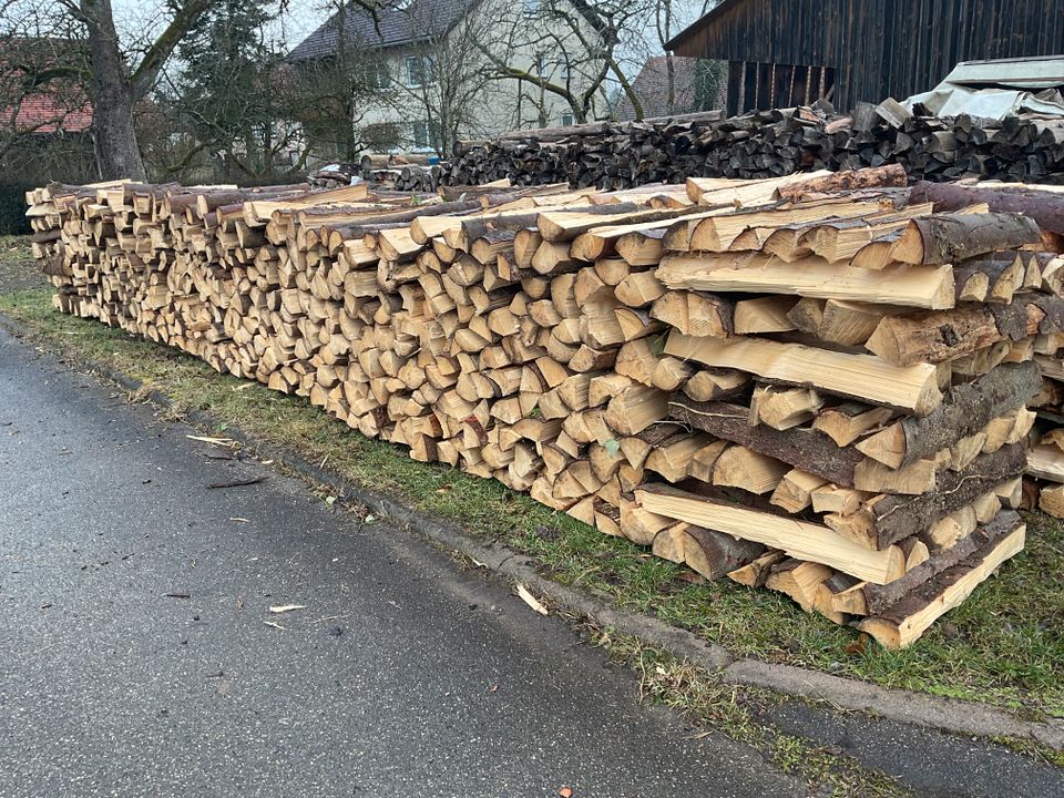 Brennholz Fichte, 1m lang, gespalten, aus Privatwald in Ruppertshofen