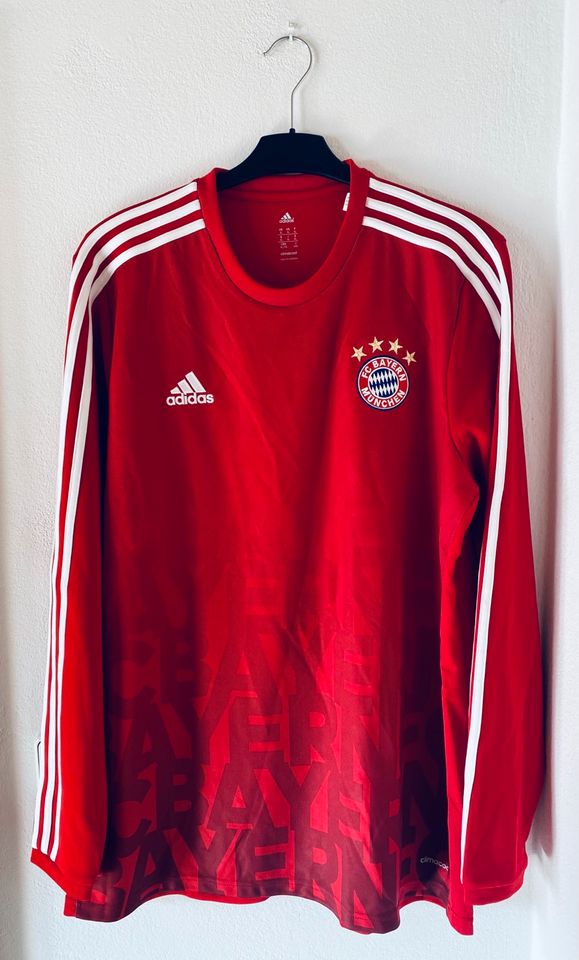 FC Bayern Adidas Authentic Pre-Match Trainingsshirt Langarm XL in Bayern -  Gaimersheim | eBay Kleinanzeigen ist jetzt Kleinanzeigen