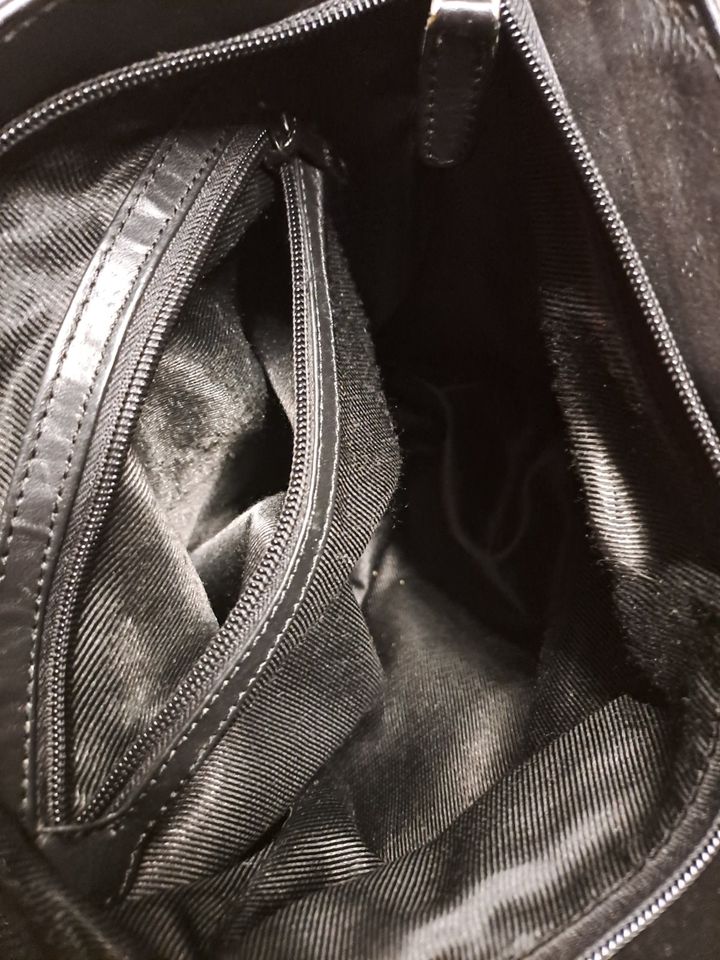 Große Handtasche, schwarz in Oberthulba