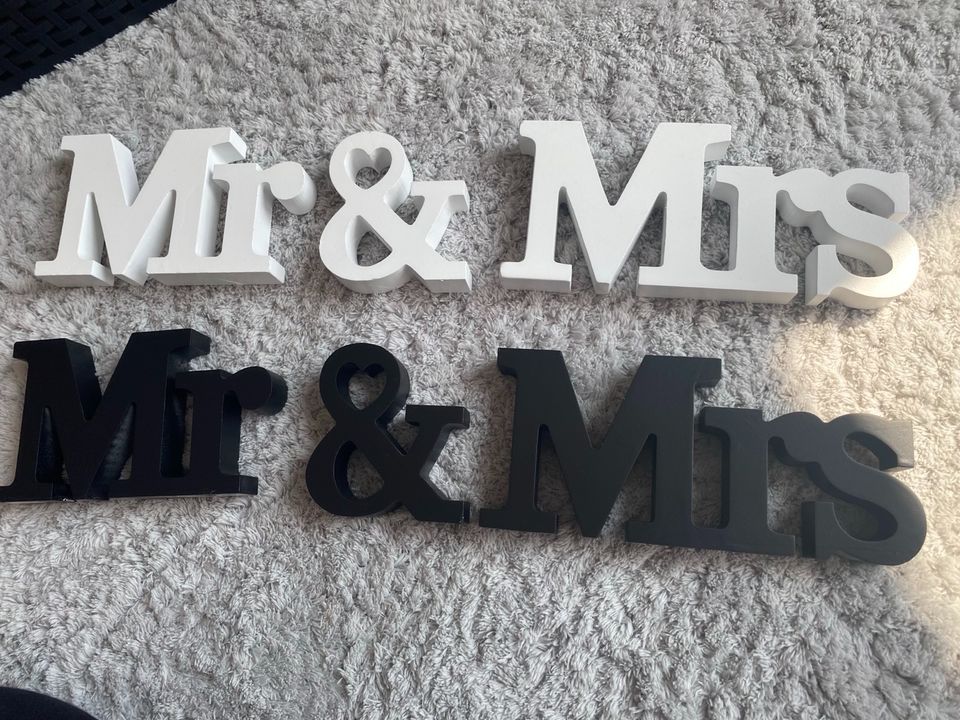 Mr & Mrs Schild / Buchstaben / Hochzeit in Herten