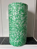 Faszienrolle, grün, Bodymate, ca. 30 cm lang, 15 cm Durchmesser München - Trudering-Riem Vorschau