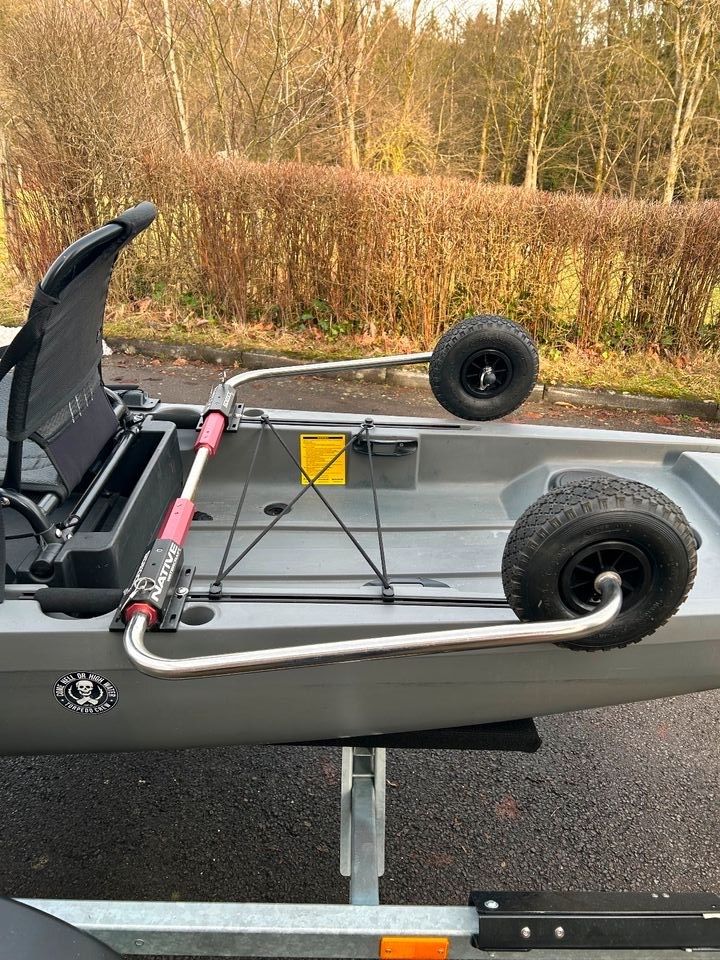 KajakNative Watercraft Slayer Max12,5 mit Trailer und Echolot in Olpe