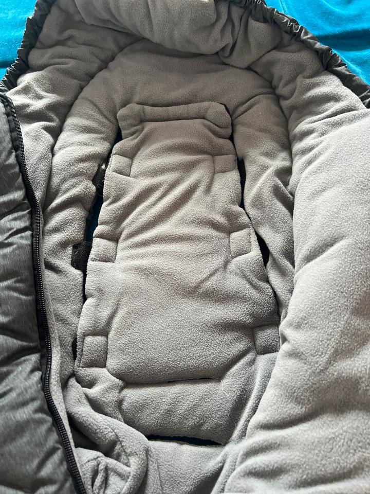 Fußsack für Kinderwagen oder Babyschale - Kaiser in Breitenfelde