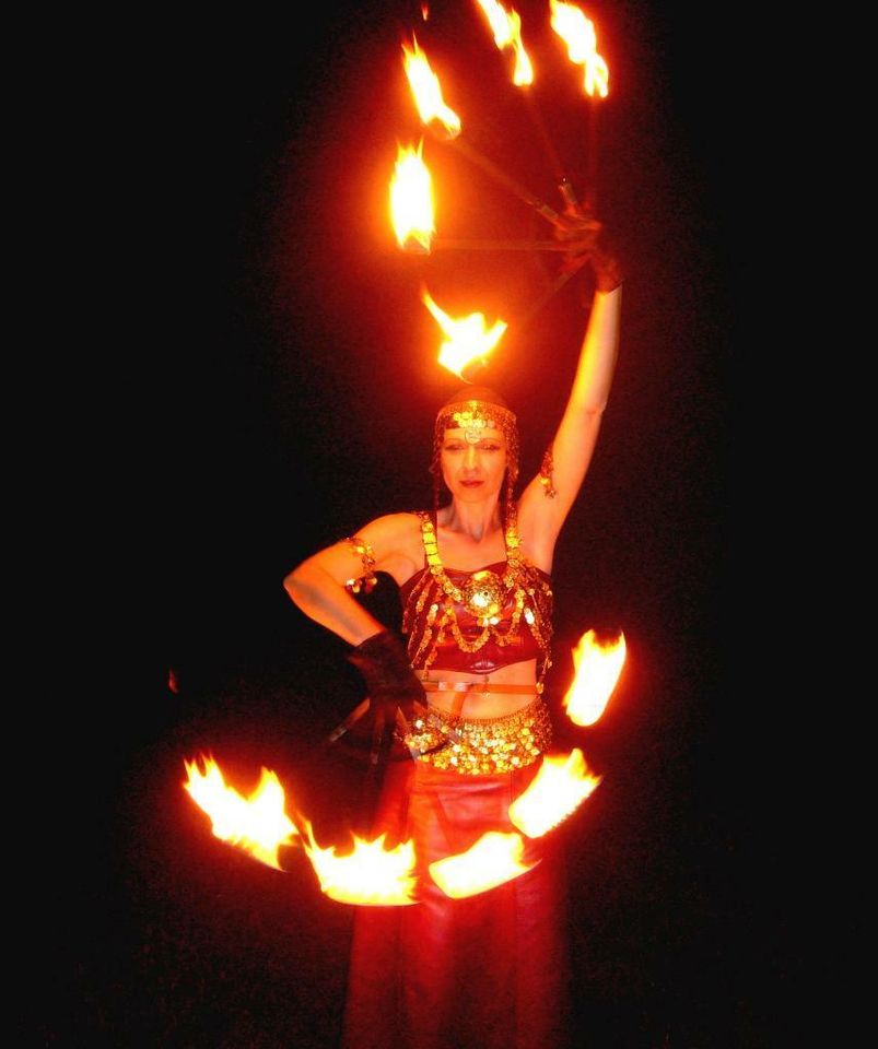 Künstler Feuershow Geburtstag / Hochzeit / Firmenfeier in Kaiserslautern