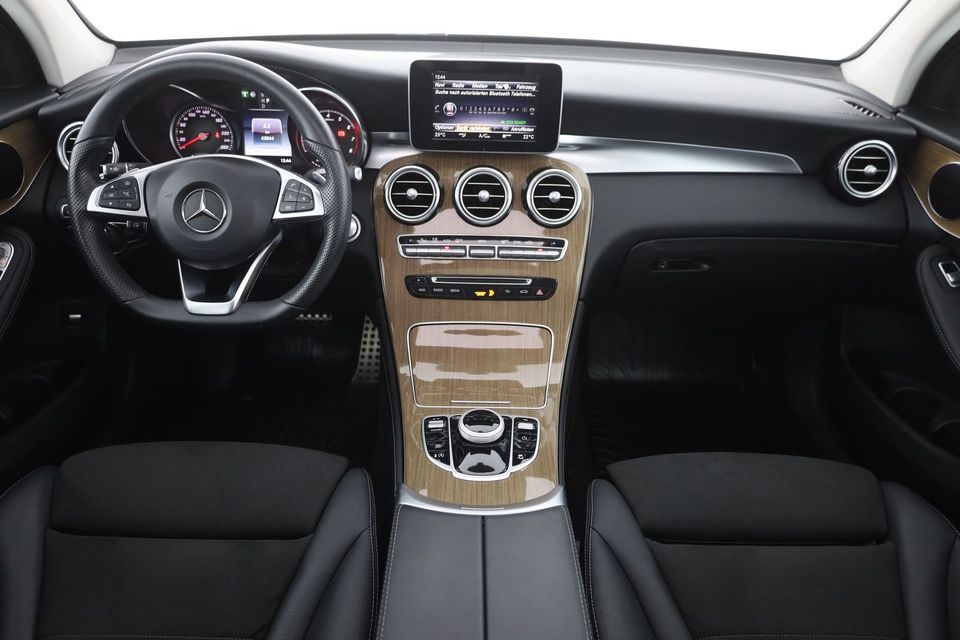 Mercedes-Benz GLC 250 Coupe 4Matic AMG Line LED Pano Kamera in Erfurt