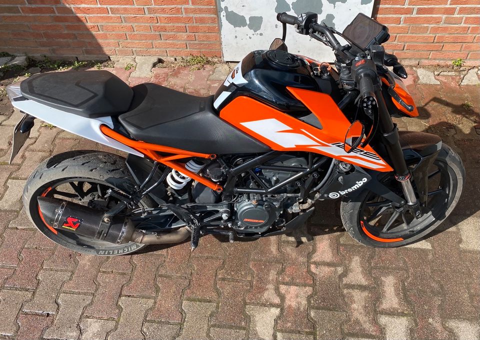 KTM Duke 125 in Bleckede