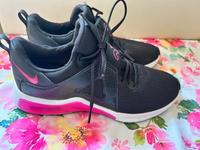 Damen Workoutschuhe Nike AIR MAX BELLA, neuwertig, Größe 42 Baden-Württemberg - Wehr Vorschau