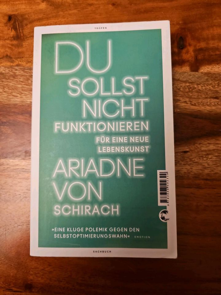 Ariadne von Schirach - du sollst nicht funktionieren Philosophie in Bad Salzuflen