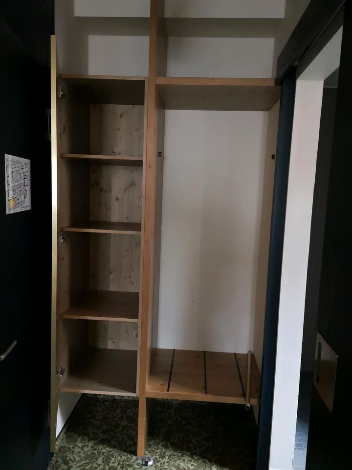 Schrank/ Garderobe, gebraucht in Neumarkt i.d.OPf.