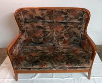 2er Sitz Sofa / Couch Kirschbaumholz florales Muster Hessen - Wöllstadt Vorschau