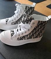 Chucks Damen Sneaker Gr. 38 Nordrhein-Westfalen - Marienheide Vorschau
