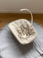 Stokke Tripp Trapp Newborn Set mit Spielzeughalter Hessen - Langenselbold Vorschau