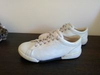 NEU ital. Leder Sneaker Gr. 31 von SANTONI in Weiss München - Trudering-Riem Vorschau