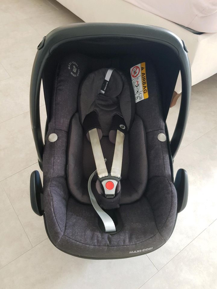 Maxi Cosi Pebble Pro i-Size in Bottrop