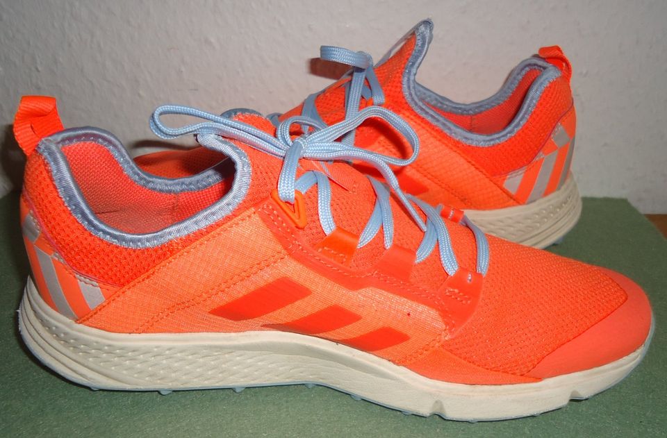 adidas Sneaker - Terrex 220 – Gr.39 – orange - Trailrunningschuhe in Erkrath