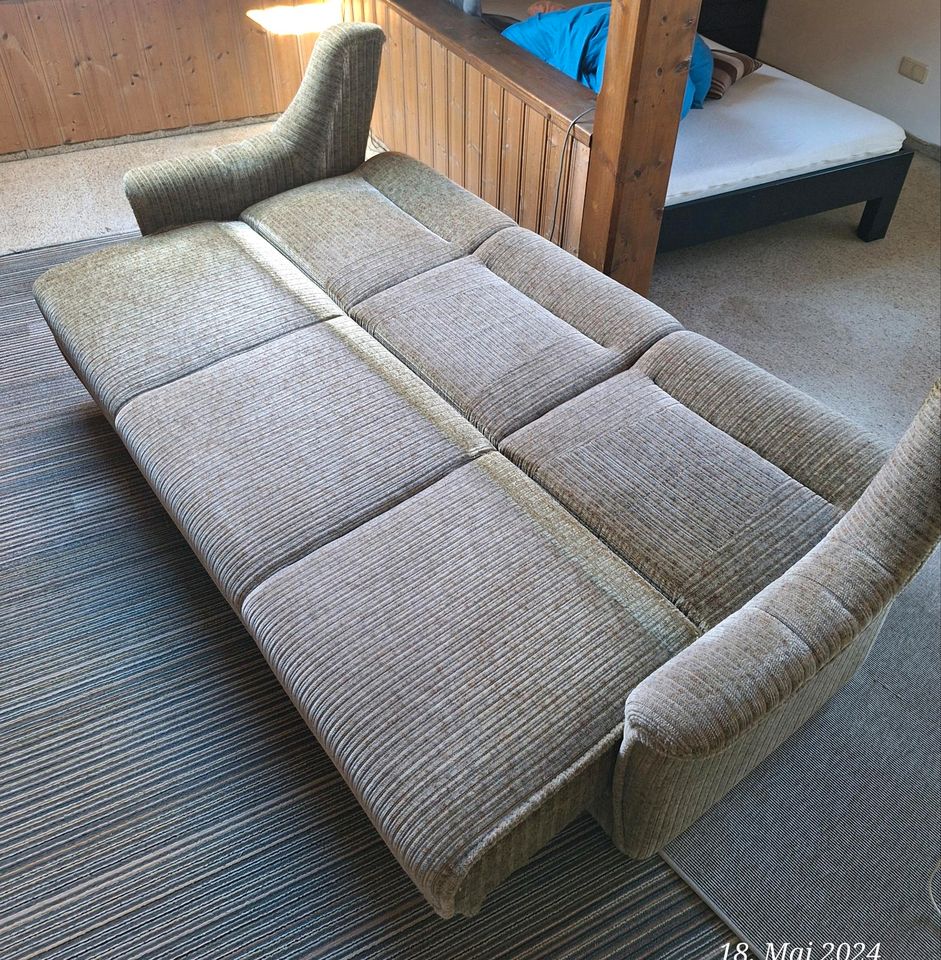 Ausklappbares Sofa in Mindelheim