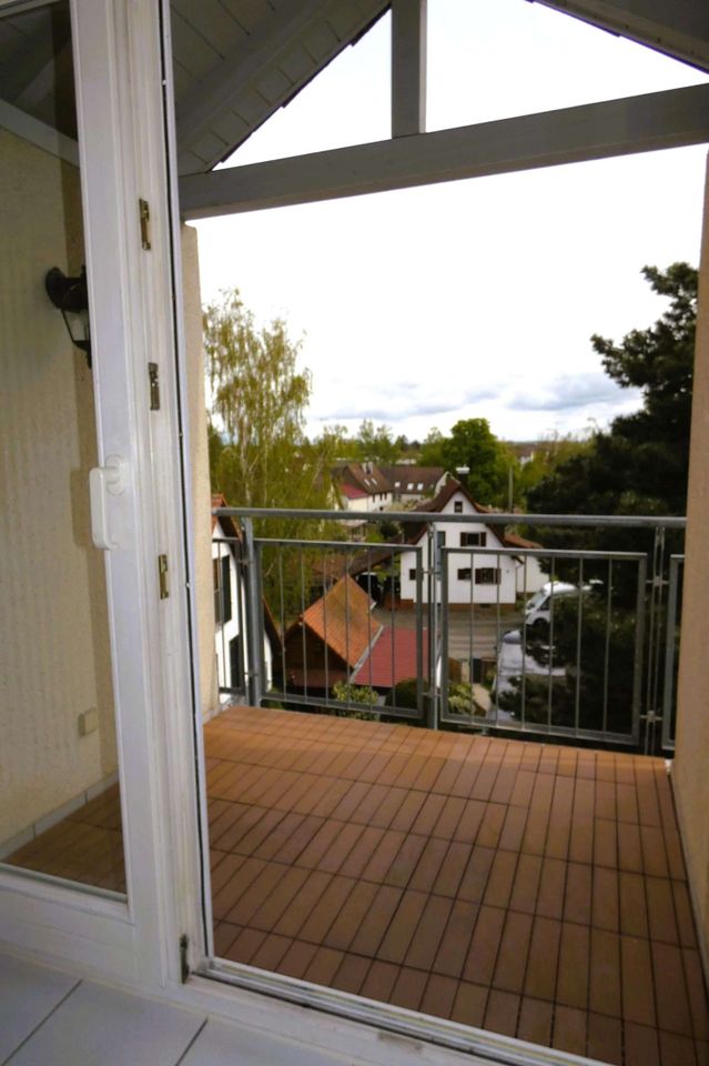 2,5-Zimmer-Maisonettewohnung mit Balkon und TG-Stellplatz in zentraler Lage Langenaus zu verkaufen! in Langenau