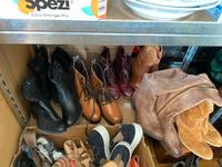 Stiefel Schuhe meist 40 Baden-Württemberg - Köngen Vorschau