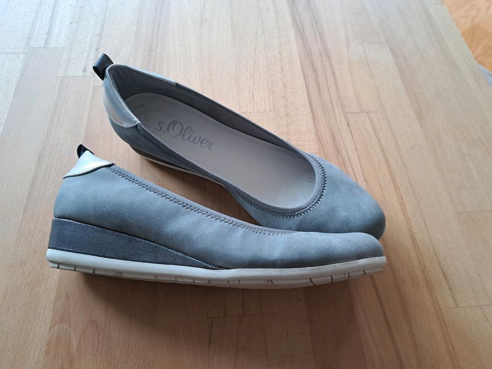 S. Oliver Keilpums Schuhe Gr. 41 in grau und blau, Preis je Paar in Blaustein