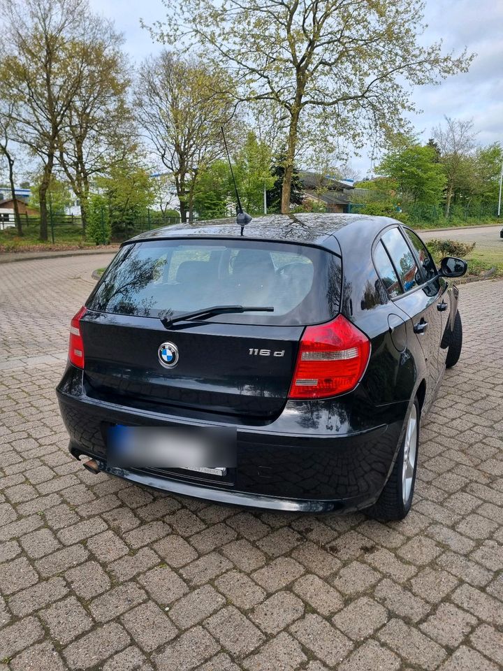 BMW 116D Schwarz in Vechta