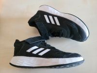 Adidas Hallenschuhe / Sneakers Gr. 27 Hessen - Langgöns Vorschau