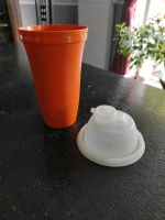 Tupperware Becher mit Deckel Nordrhein-Westfalen - Bad Oeynhausen Vorschau