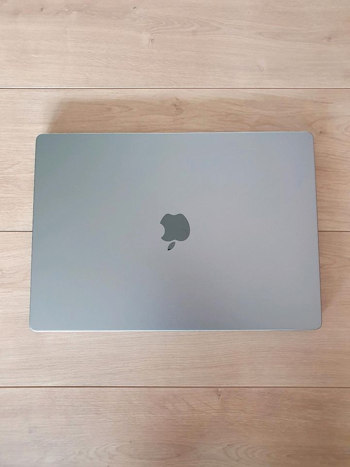 Macbook Pro M1 Pro 16 Zoll (2021) in Gütersloh