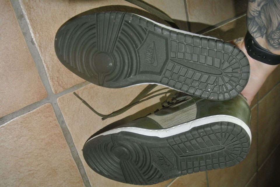 Nike Schuhe Gr.40-41 NEU Stiefel,Boots,Sportschuhe,Sneaker,Sliper in Mendig