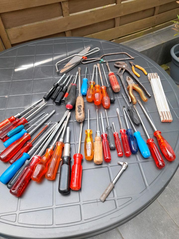 Werkzeuge im gebrauchten Zustand in Dortmund