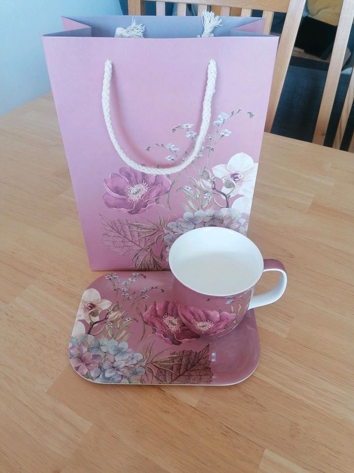 Geschenkset Tasse und Tablett in Aichach