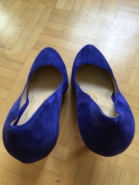 Edelmarke Cole Haan Wildleder High Heels NP $280 in Leipzig