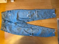 Jeans mit Löchern, 36 Berlin - Steglitz Vorschau