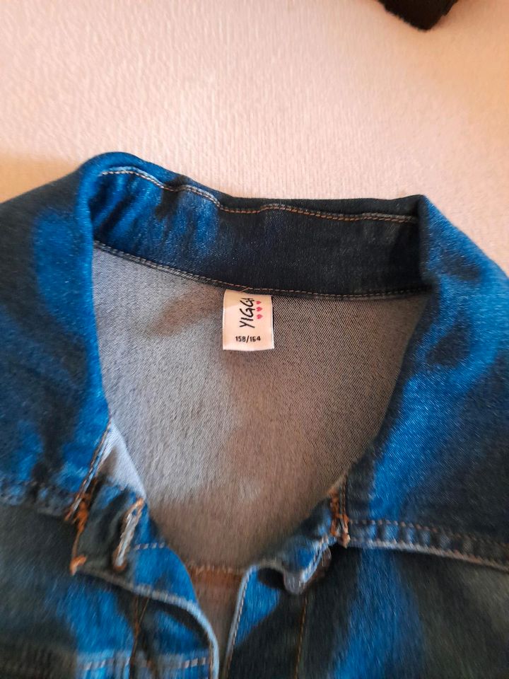 NEU Yigga Jeansjacke Mädchen Gr. 158/164 in Pressig