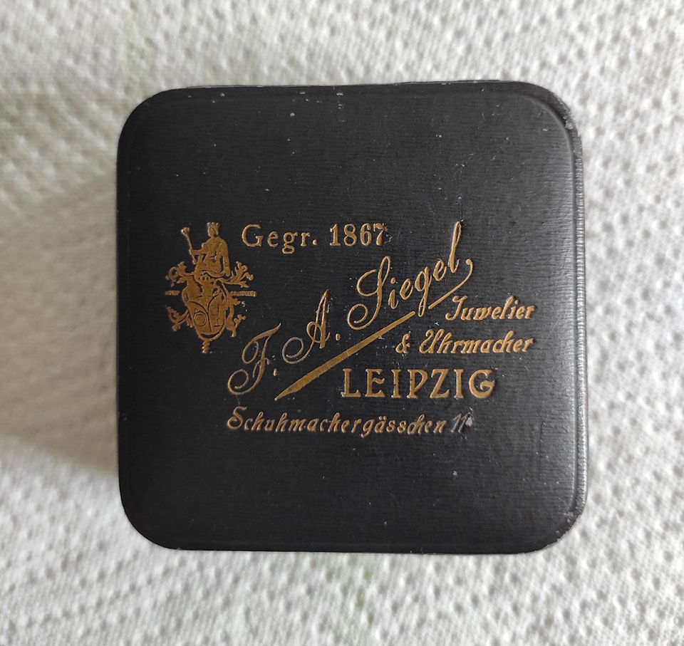 Antikes Etui für Damen Taschenuhr um 1890 in Sassnitz
