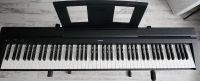 Yamaha Digitalpiano P-45B mit Keyboardständer Berlin - Spandau Vorschau