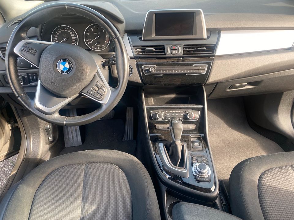 BMW 216d Gran Tourer Bj.2015 Automatik in Hockenheim
