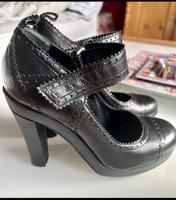DKNY High Heel Pumps Plateau/ Gr.37 Baden-Württemberg - Lauffen Vorschau