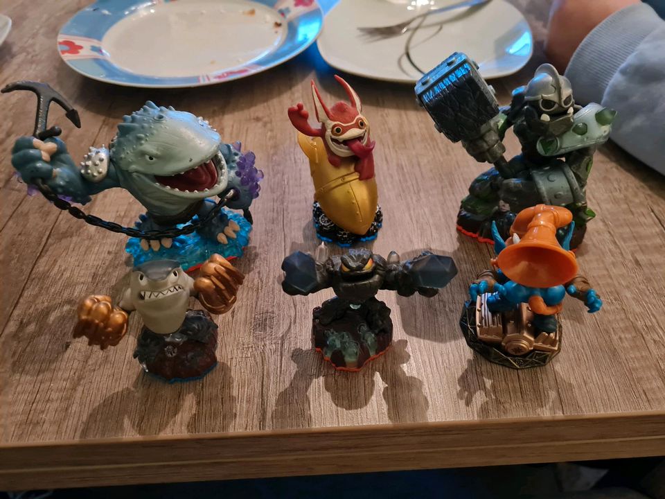 Verschiene Skylander in Oranienburg