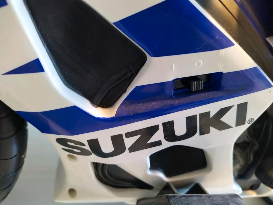 TYCO Suzuki GSX-R 1000 K3 Riesenmodell Fernbedienung in Elmshorn