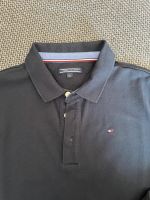 Poloshirt Tommy Hilfiger Gr. 152 neuwertig dunkelblau Bayern - Moos Vorschau