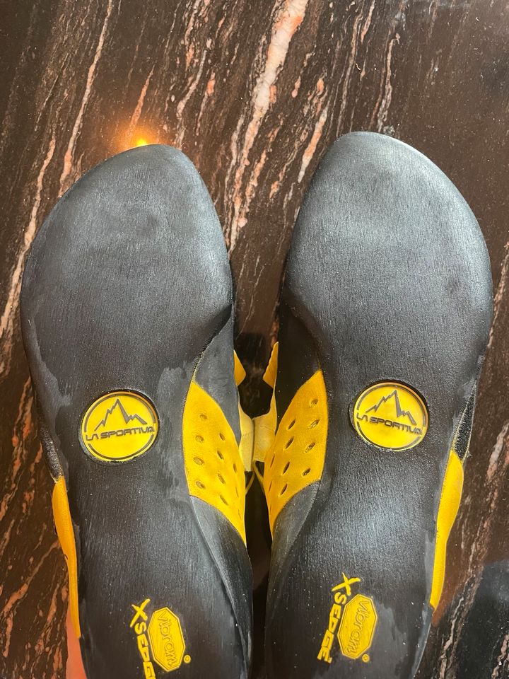 La Sportiva Katana Velcro Kletterschuhe Gr. 43 neuwertig in Dresden