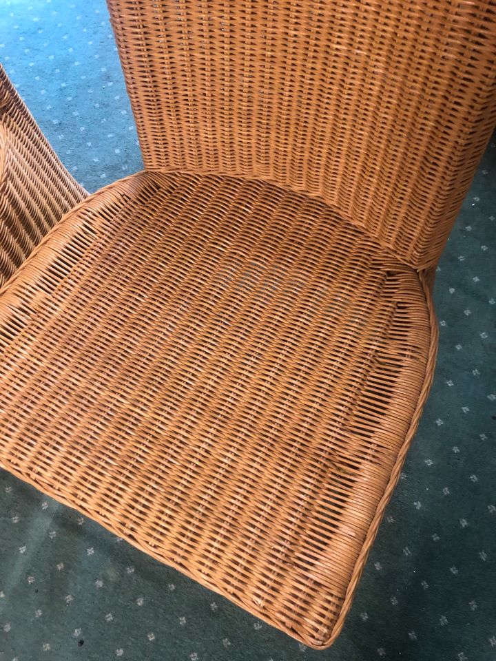 Rattan Stühle 2 Stück super ausgefallen Top Zustand! in Essen