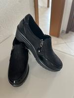 Damenschuhe von der Marke Laura Berg in der Größe 38 neu Huchting - Kirchhuchting Vorschau