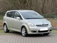 Toyota Corolla Verso 2.2 D-CAT AHK ! TÜV NEU ! 8-Fachbereift ! Hessen - Hanau Vorschau