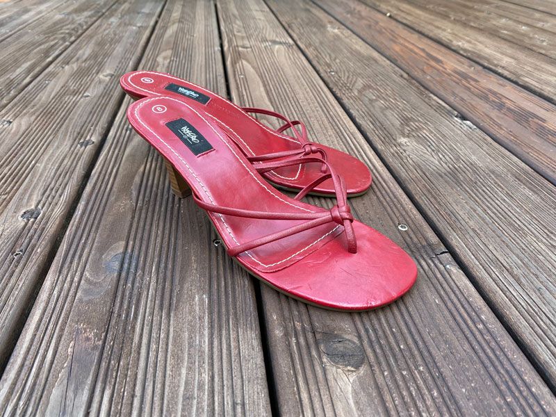 Sandalen in Rot - Gr. 39 in Vlotho