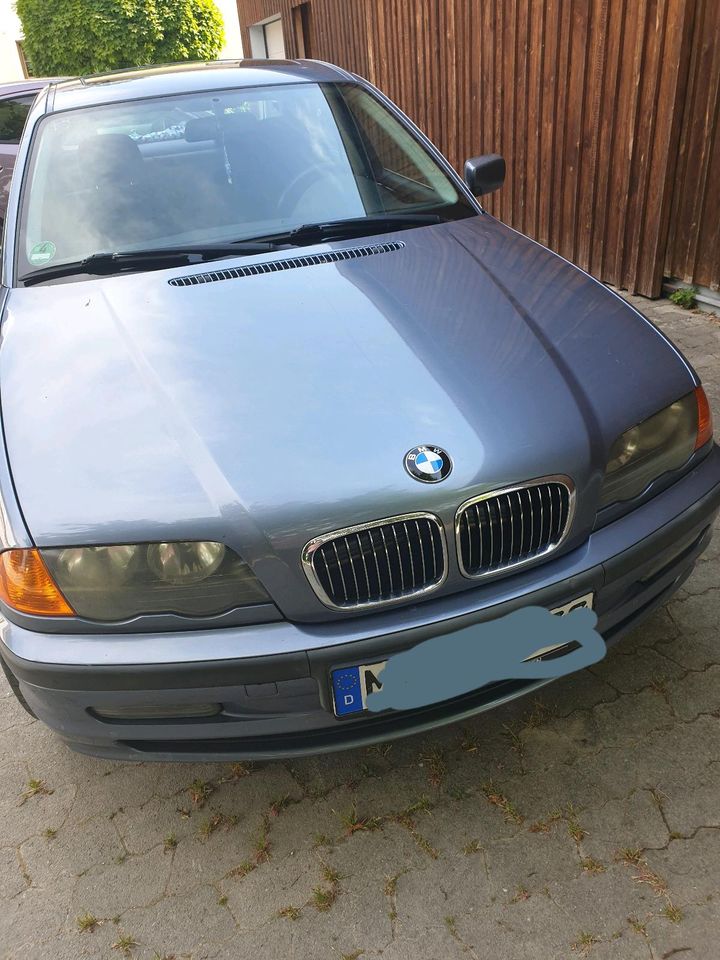 BMW 323i/ E46/ bmw in Ismaning