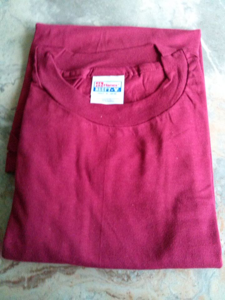 T-Shirt Gr. XL Fa. Hanes bordeaux-rot, neu in Karlsbad