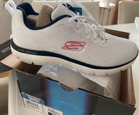 SKECHERS Sneaker Summits Torre Weiß LIGHT WEIGHT 42 NEU 70€ Bayern - Landshut Vorschau